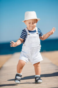 cute-little-boy-beach